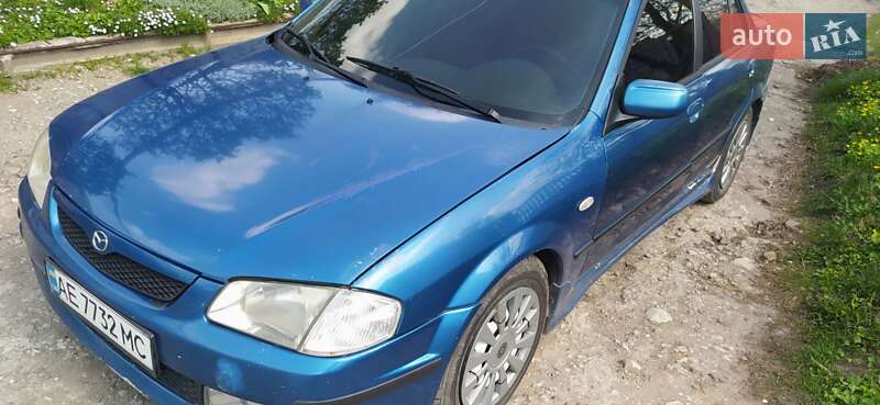 Mazda 323 (1999)