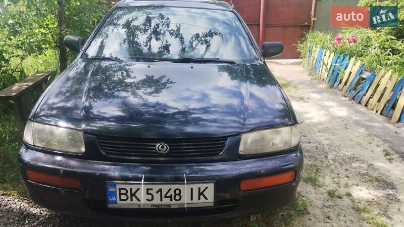 Mazda 323 (1995)
