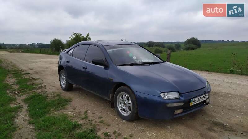 Mazda 323 (1995)