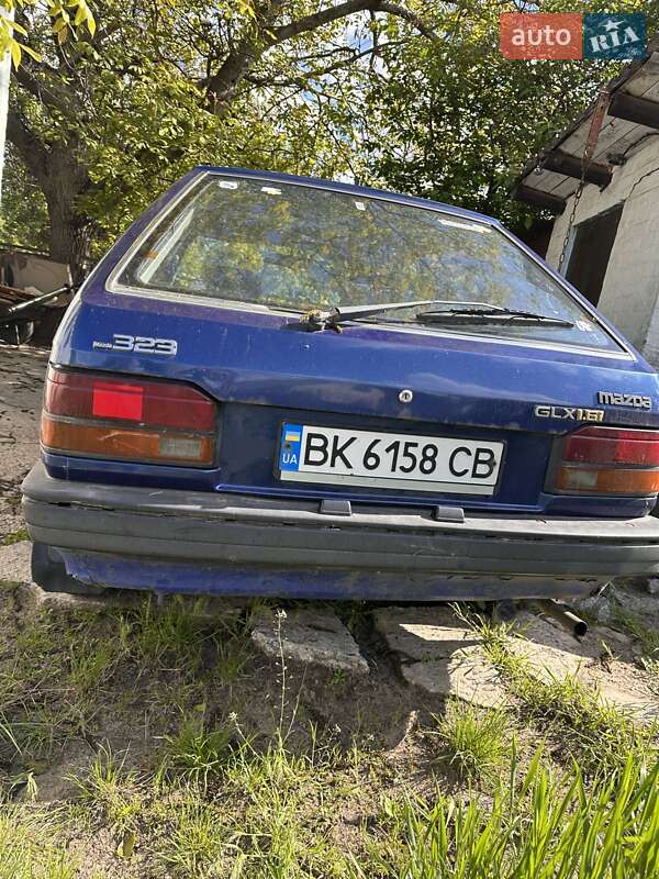 Mazda 323 (1986)
