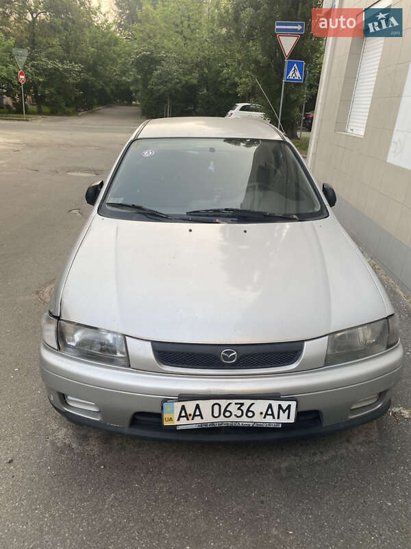 Mazda 323 (1998)