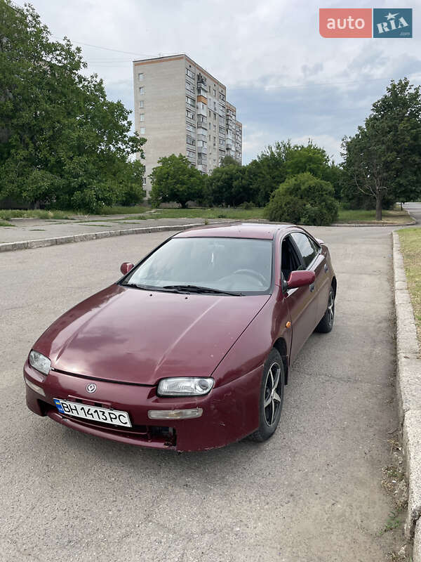 Mazda 323 (1996)