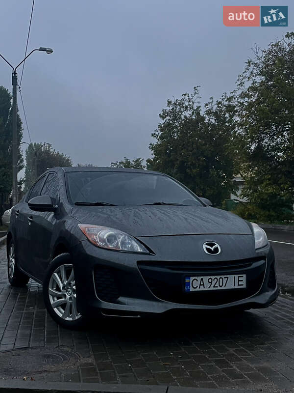 Mazda 3 (2012)