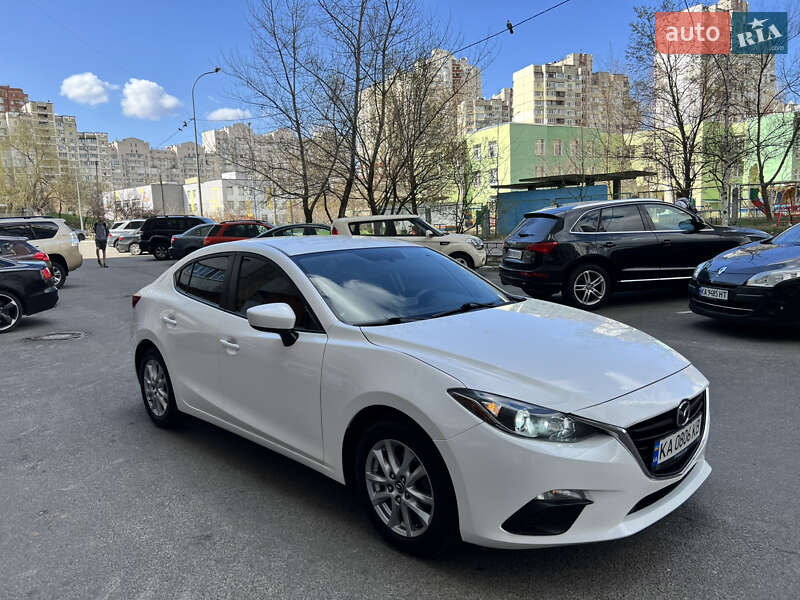 Mazda 3 (2015)
