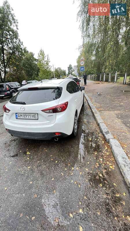 Mazda 3 (2015)