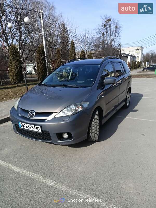 Mazda 5 (2006)