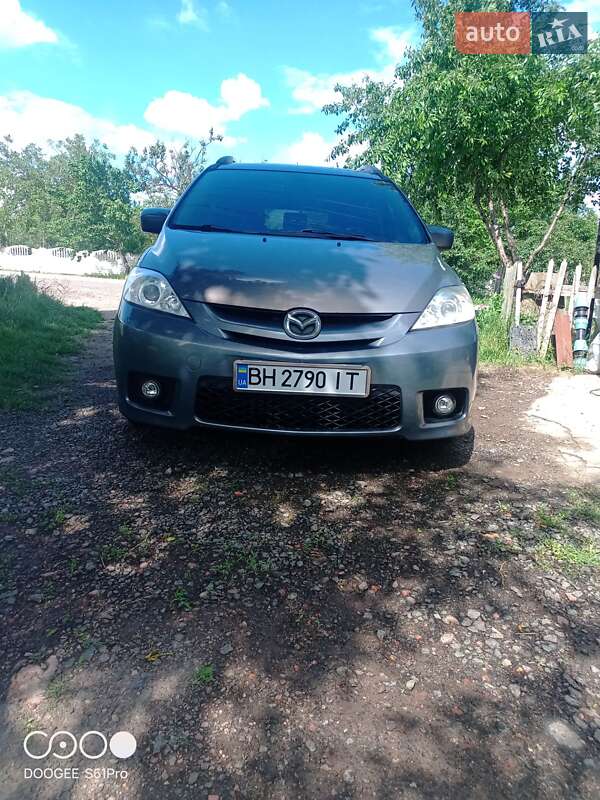 Mazda 5 (2008)