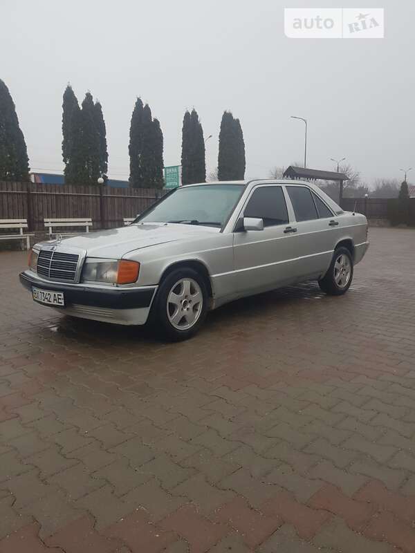Mercedes-benz 190 (1985)