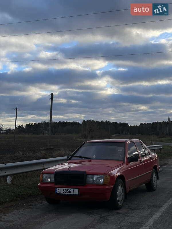 Mercedes-benz 190 (1984)