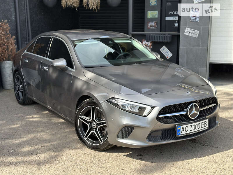 Mercedes-benz A-class (2018)