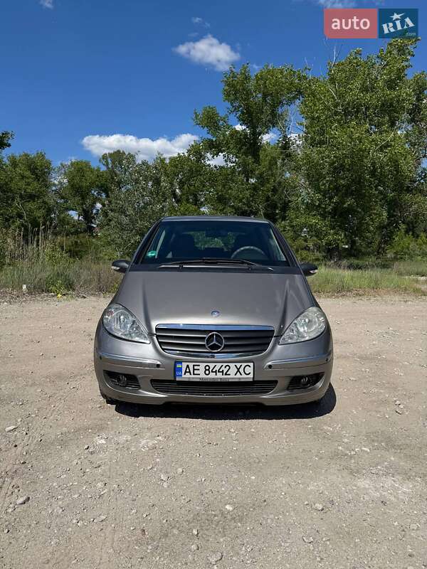 Mercedes-benz A-class (2005)