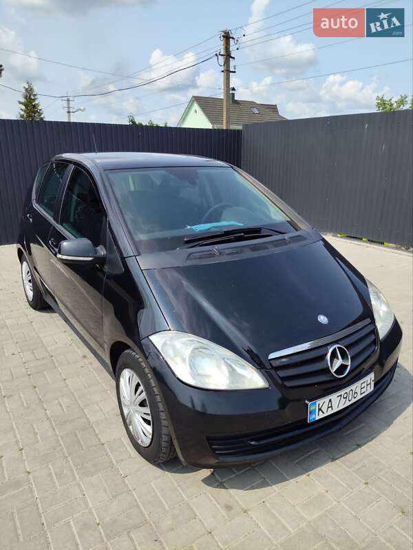 Mercedes-benz A-class (2010)