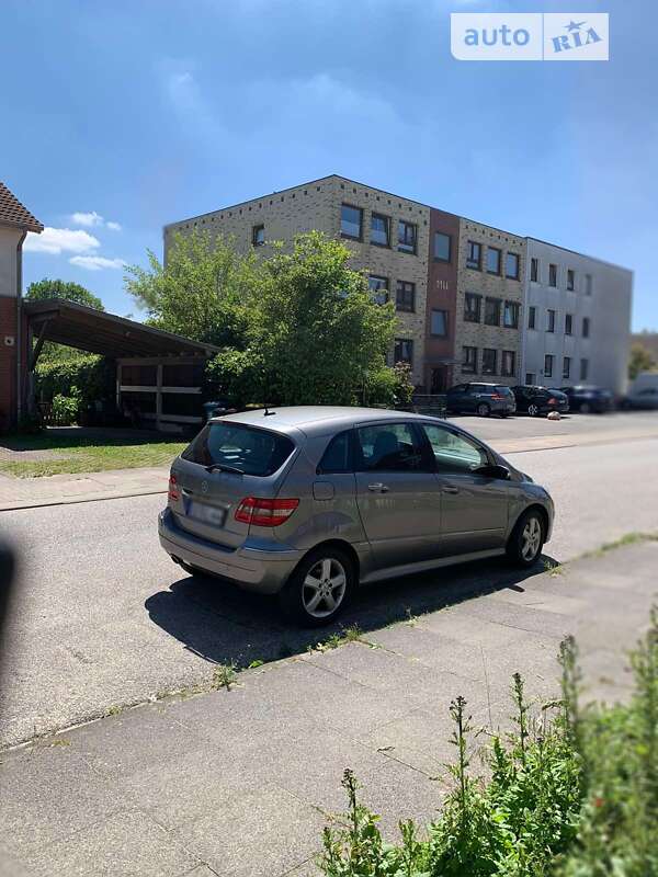 Mercedes-benz B 200 (2006)