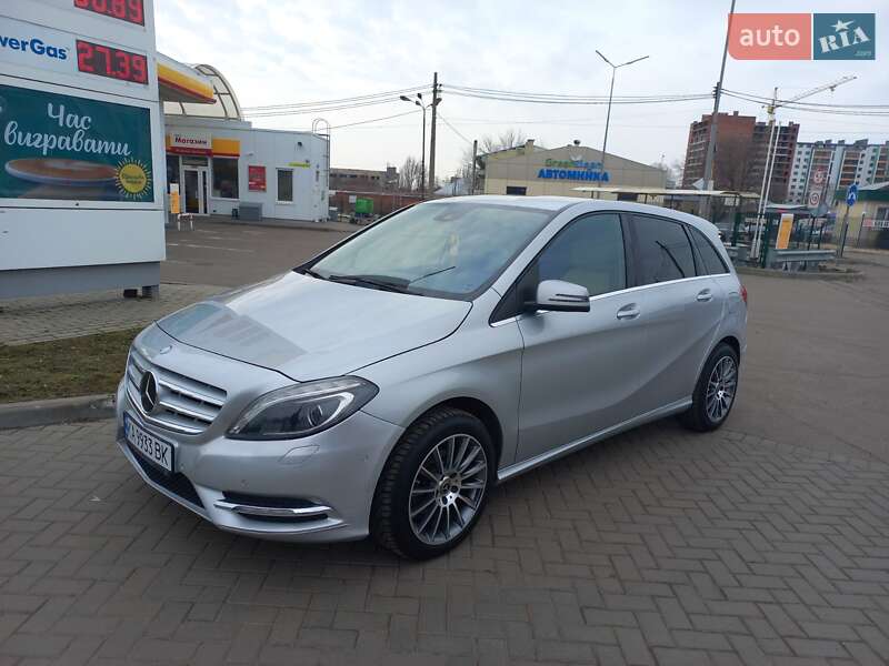 Mercedes-benz B-class (2013)
