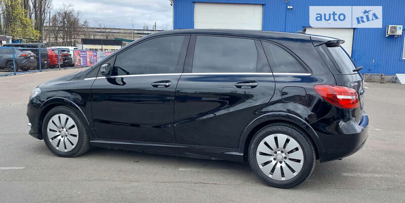 Mercedes-benz B 250e (2015)
