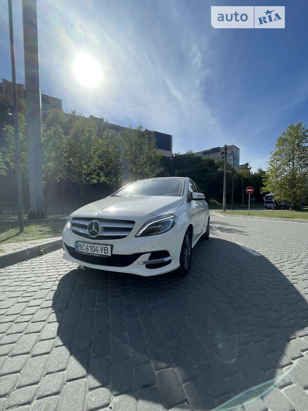 Mercedes-benz B 250e (2017)