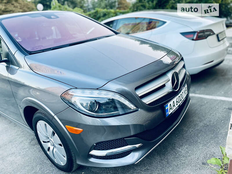 Mercedes-benz B 250e (2016)