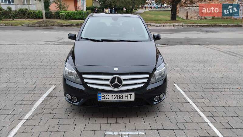Mercedes-benz B-class (2012)
