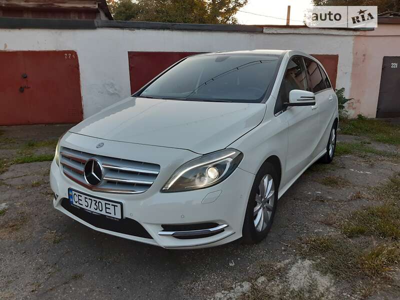 Mercedes-benz B 200 (2014)
