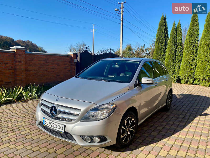 Mercedes-benz B-class (2012)