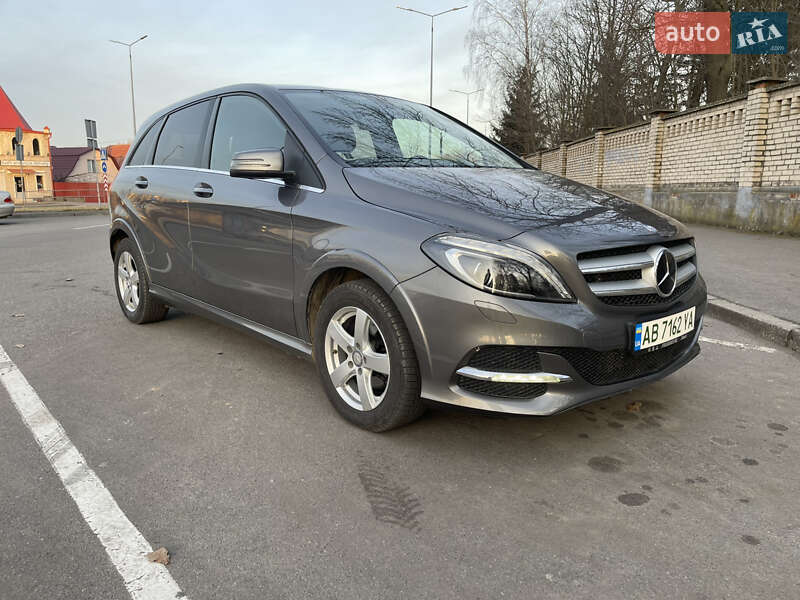Mercedes-benz B-class (2016)