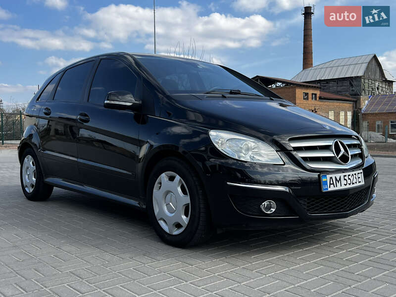Mercedes-benz B-class (2009)