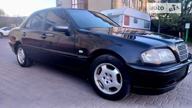 Mercedes-benz C 180 (2000)
