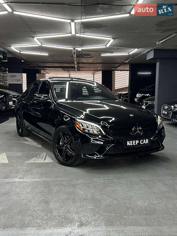 Mercedes-benz C 300 (2020)