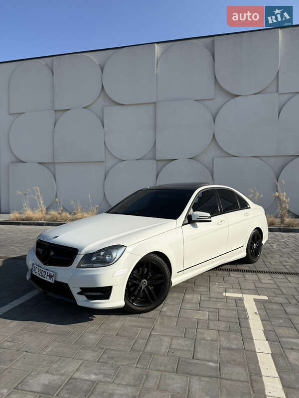 Mercedes-benz C-class (2011)