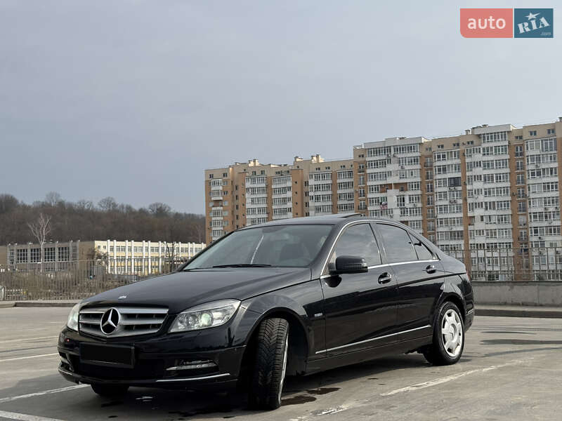 Mercedes-benz C-class (2011)