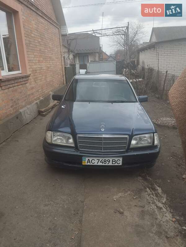 Mercedes-benz C-class (1995)