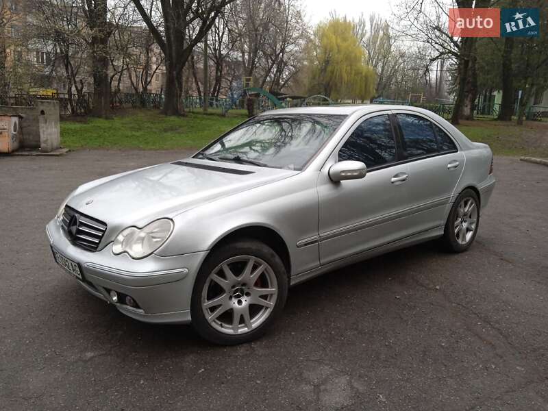 Mercedes-benz C-class (2001)