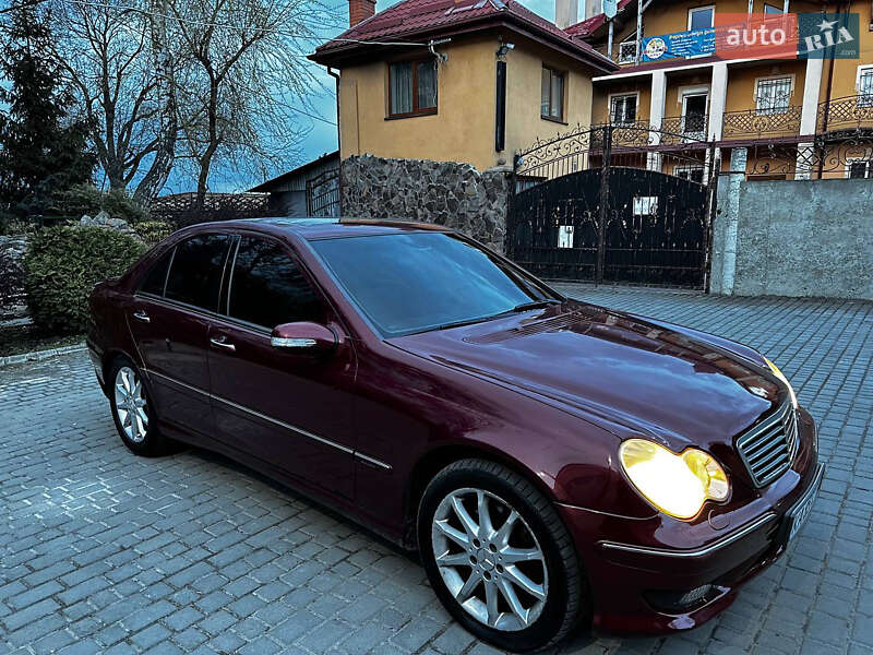 Mercedes-benz C-class (2004)