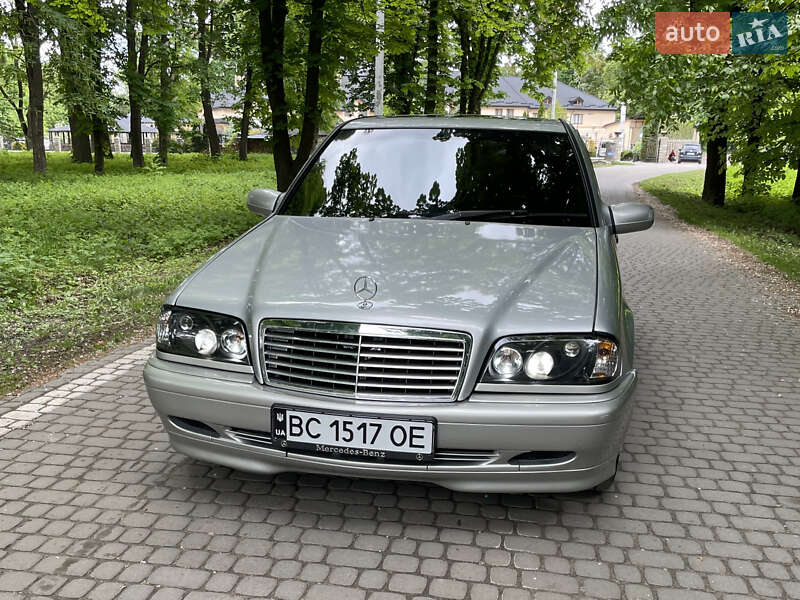 Mercedes-benz C-class (1994)