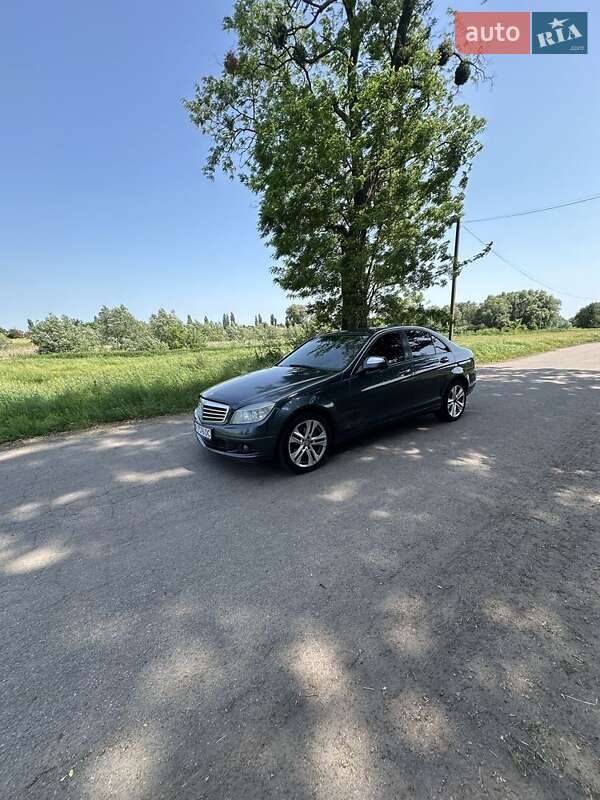 Mercedes-benz C-class (2007)