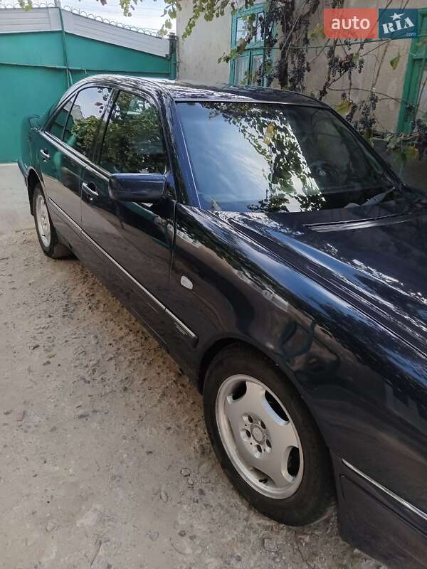 Mercedes-benz C-class (1995)