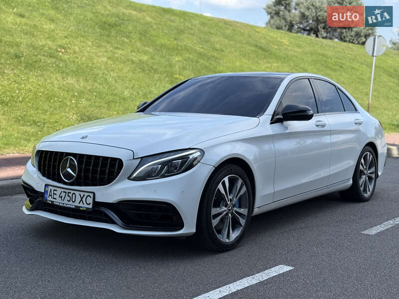 Mercedes-benz C-class (2017)