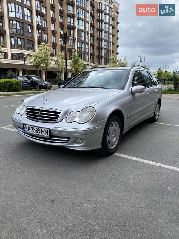 Mercedes-benz C-class (2004)
