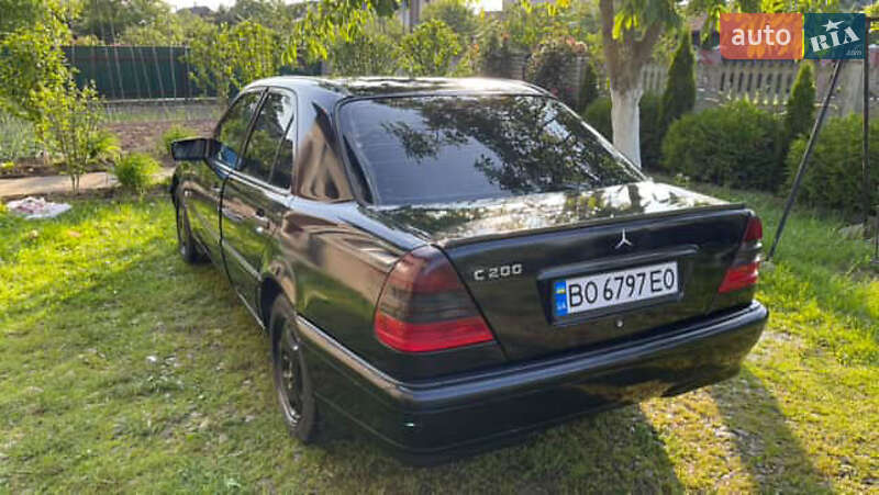 Mercedes-benz C-class (2000)