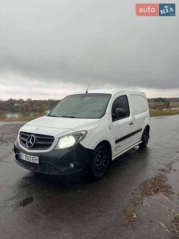 Mercedes-benz Citan (2016)