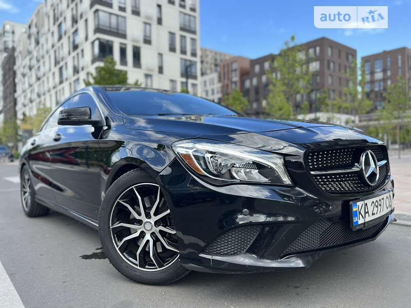 Mercedes-benz Cla 250 (2015)
