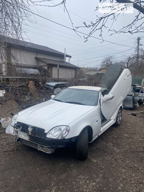Mercedes-benz Clk-class (2001)