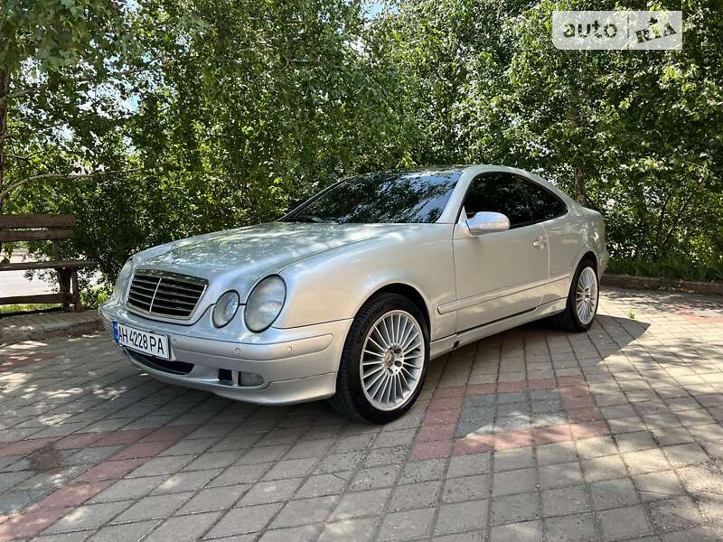 Mercedes-benz Clk-class (2000)