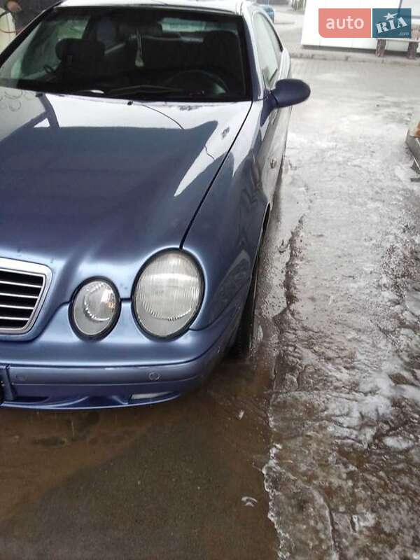 Mercedes-benz Clk-class (1997)