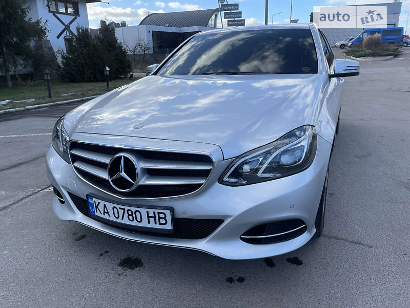 Mercedes-benz E 220 (2015)