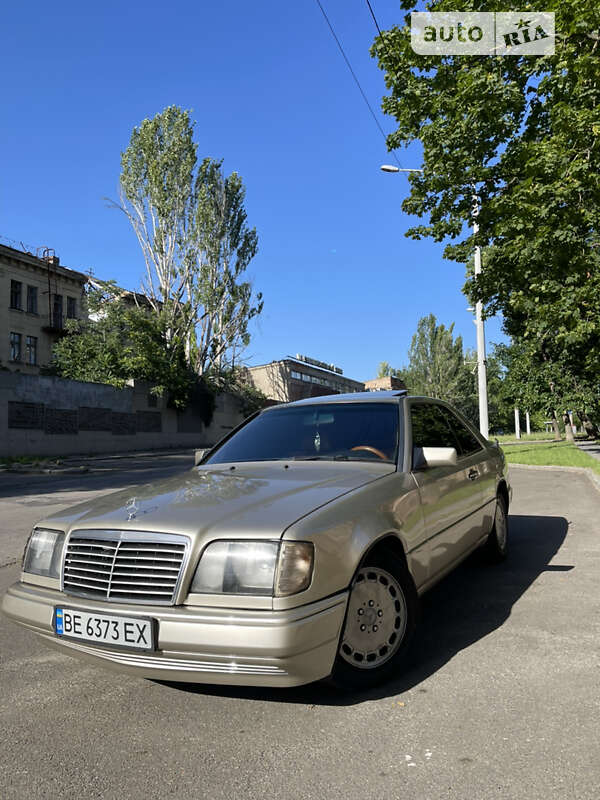 Mercedes-benz 230 (1992)