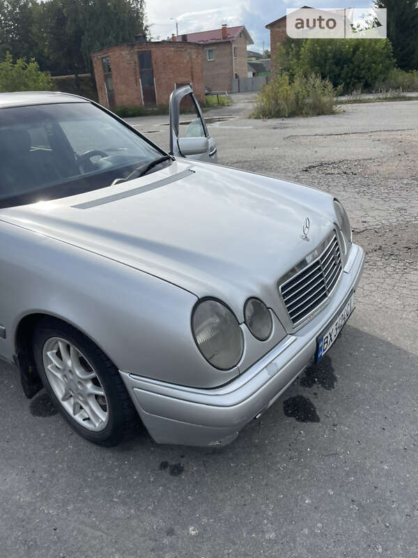 Mercedes-benz E 250 (1997)