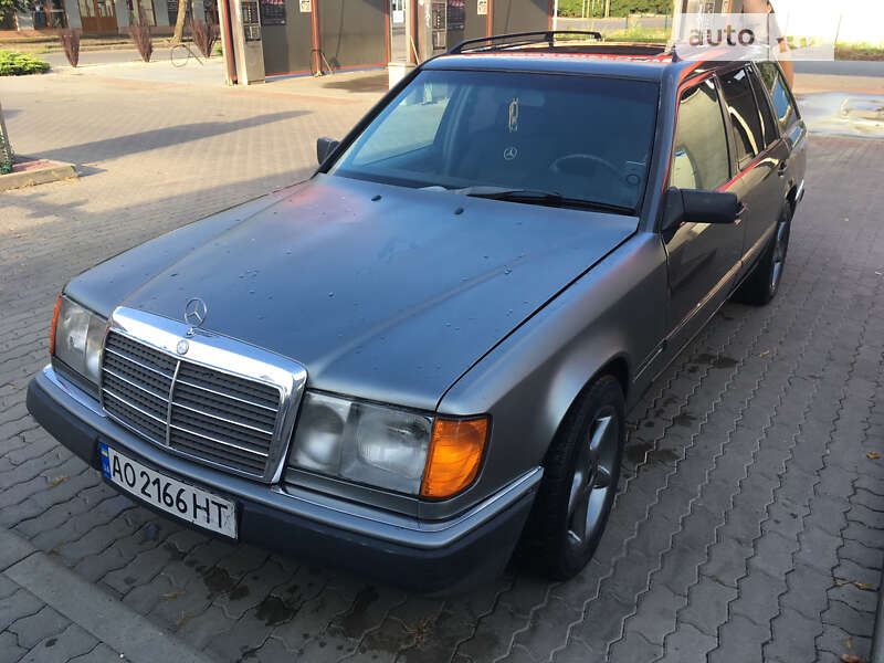 Mercedes-benz 190 (1988)