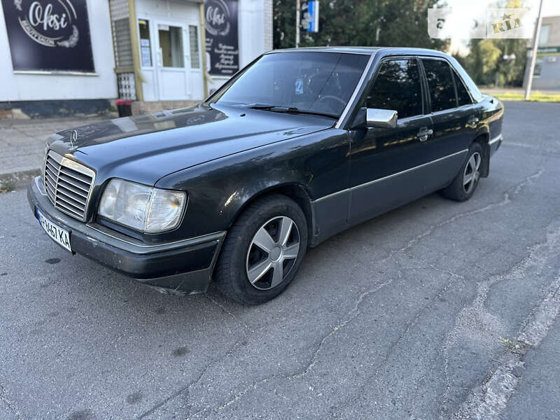 Mercedes-benz E-class (1992)