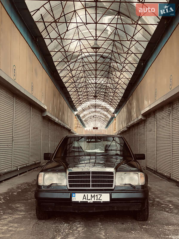 Mercedes-benz E 300 (1992)